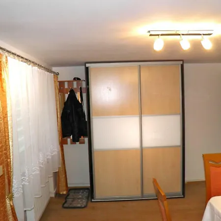 Bermudy سفينويتشي